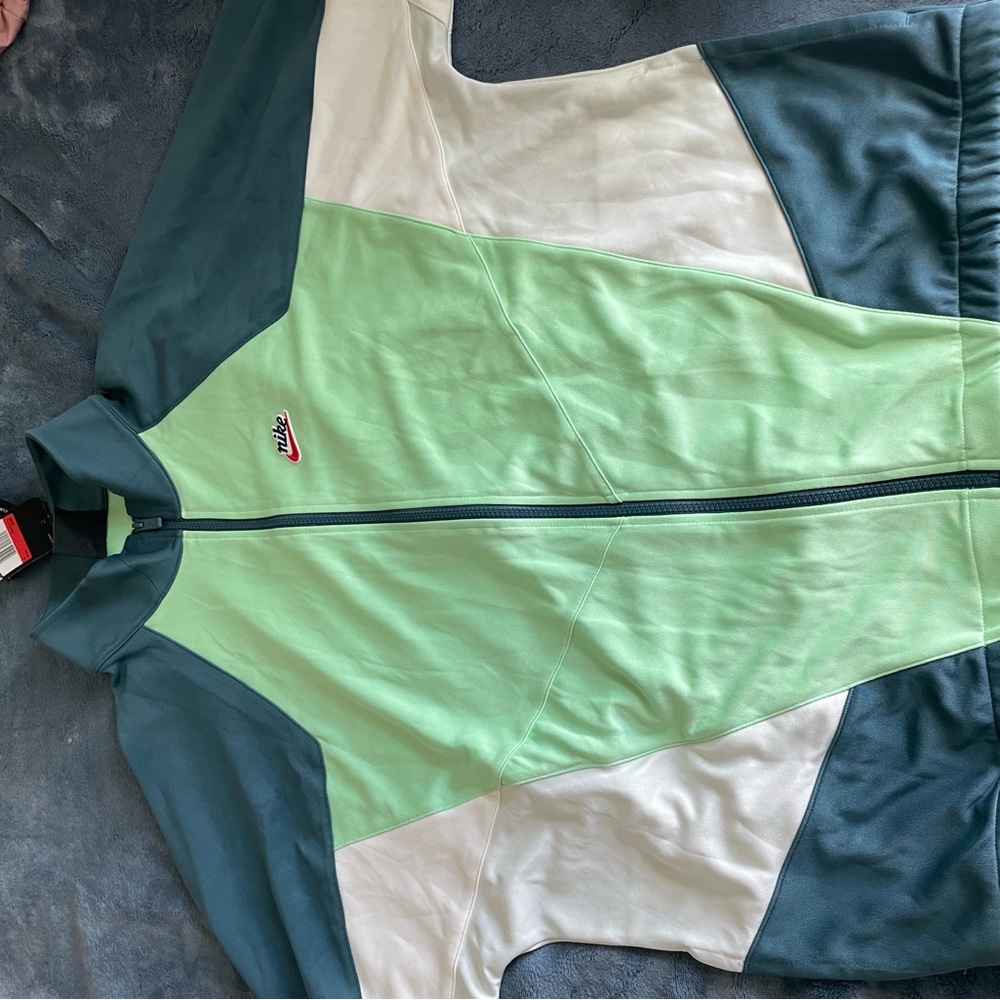 Nike sport zip up